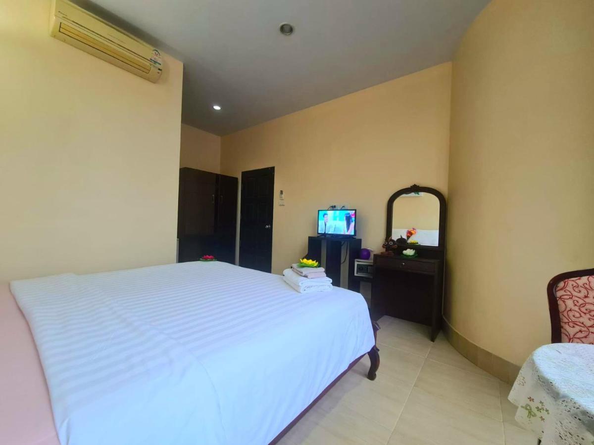 Happy Holidays Hotel Patong المظهر الخارجي الصورة